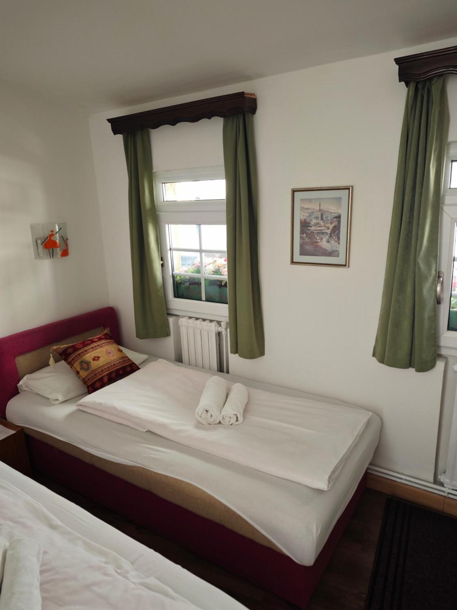 Guesthouse Yildiz سراييفو المظهر الخارجي الصورة